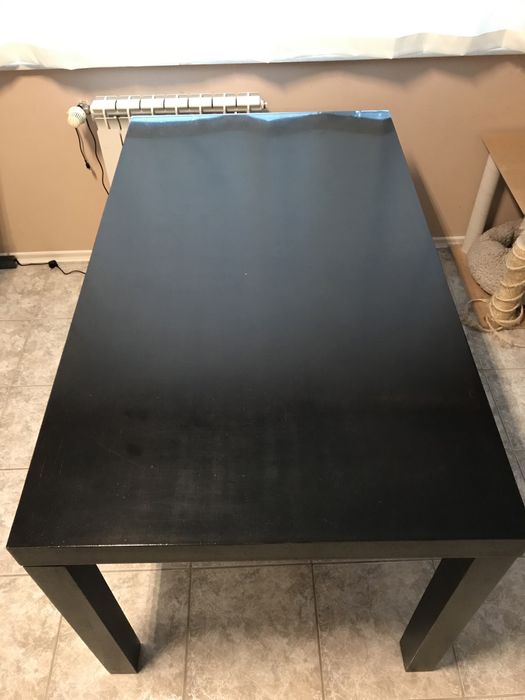 Трапезна маса