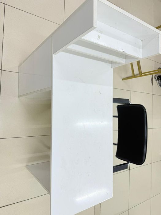 Продам 5 помошников для парихмахера