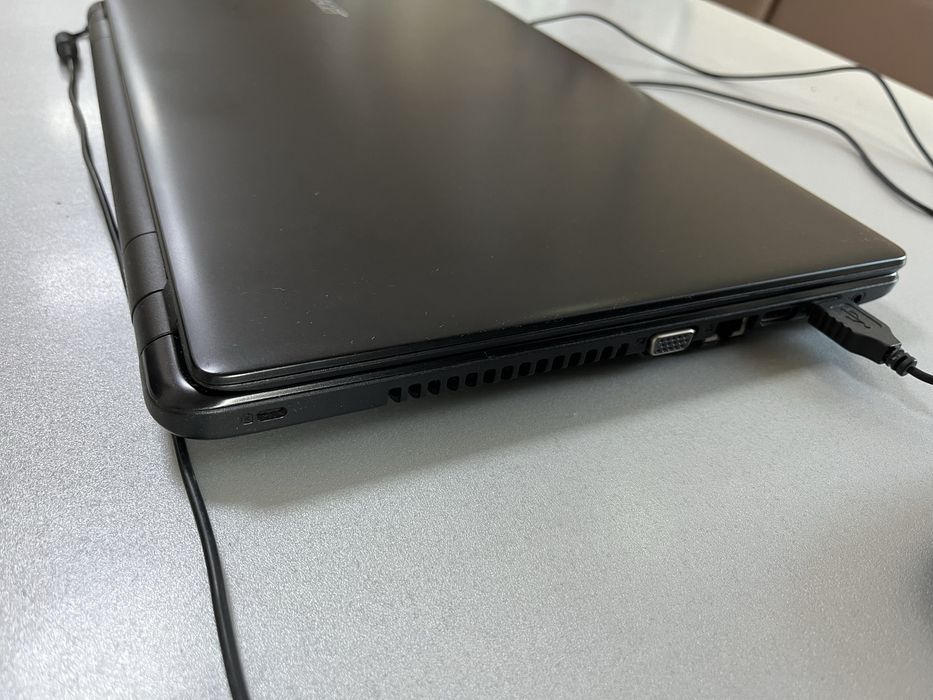 Лаптоп Acer Extensa EX2509-C47E