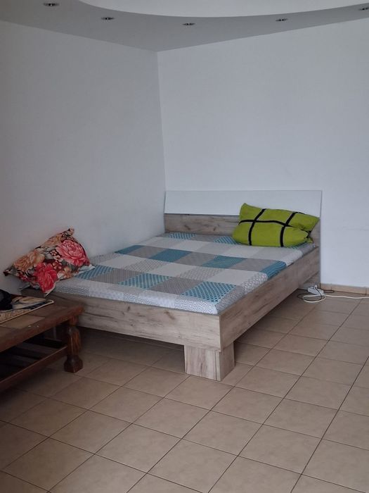 Proprietar inchiriez garsoniera pe termen lung în cartierul Berceni, str. Turnu Magurele NR13. S2, vis-a-vis LIDL ,loc parcare