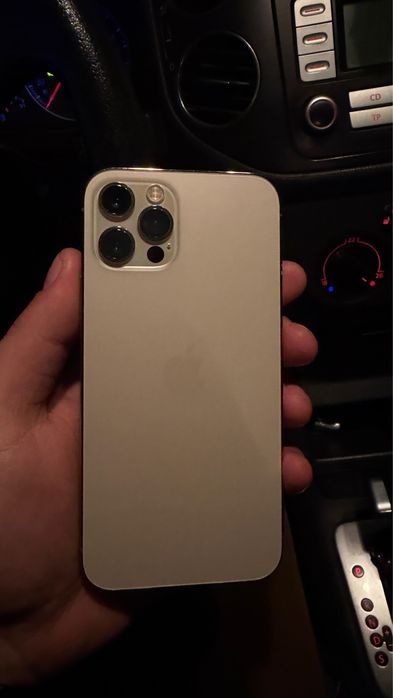 iPhone 12 Pro + AirPods Pro