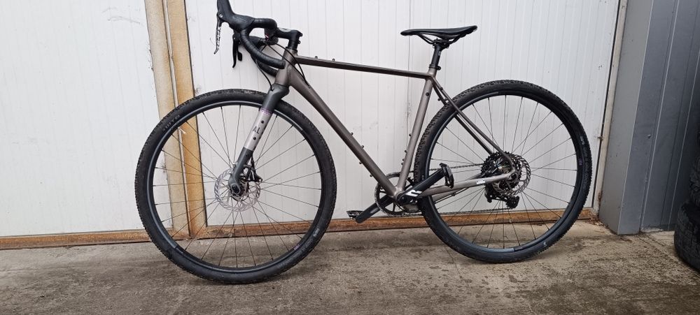 Гравел велосипед Ruut