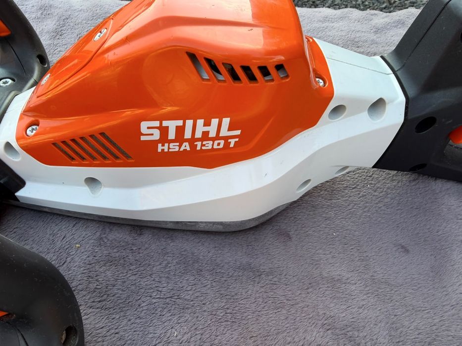 Stihl foarfeca de tuns gard viu pe acumulatori