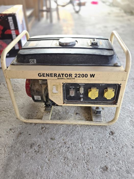 Vând două generatoare