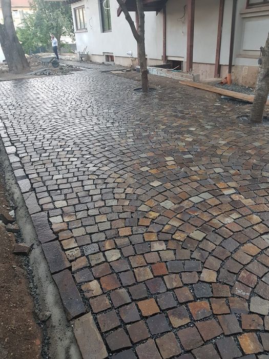 Piatră cubică Andezit, mă deplasez oriunde in Țara