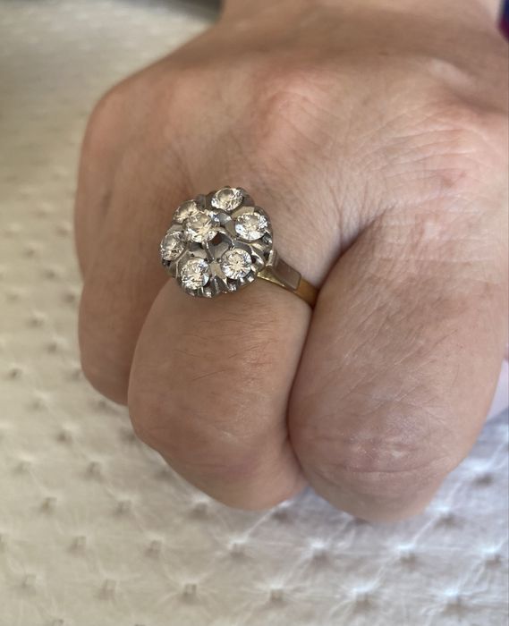 Кольцо с бриллиантами