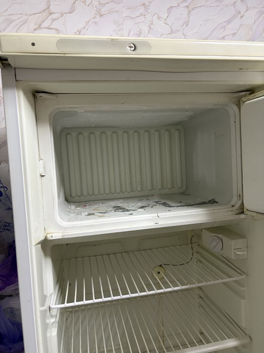 Продам холодильник