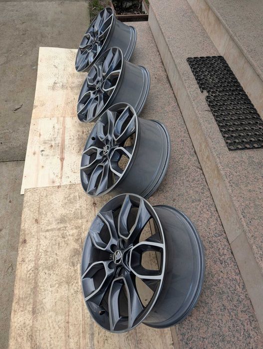 Jante GOALE ORIGINALE Skoda Kodiaq Karoq Kamiq Crater R19