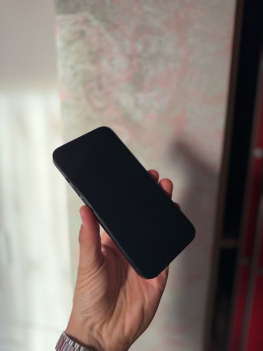 Vand iPhone 14 Black | 128Gb | liber de retea | full-box | impecabil