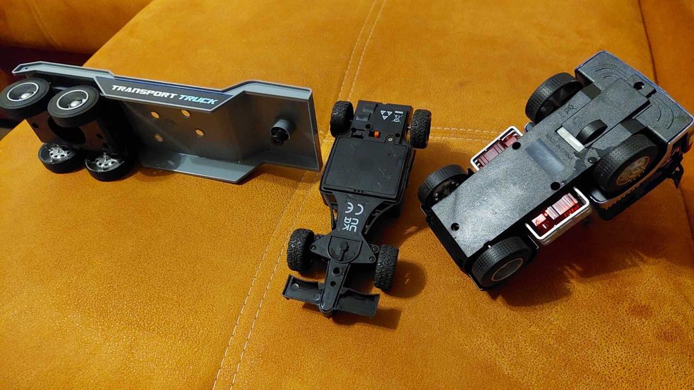 Camion Formula 1 cu trailer si monopost