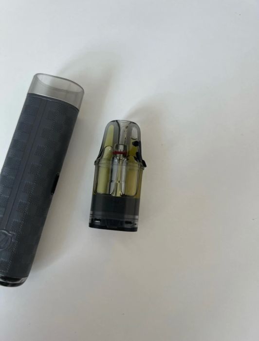 vaporesso vibe cu capsula full si doua lichide pe jumate