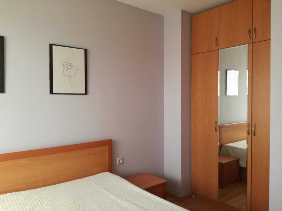Дава се под наем Тристаен апартамент в Варна, Център - 90 кв.м за 618.12 € - Снимка #8