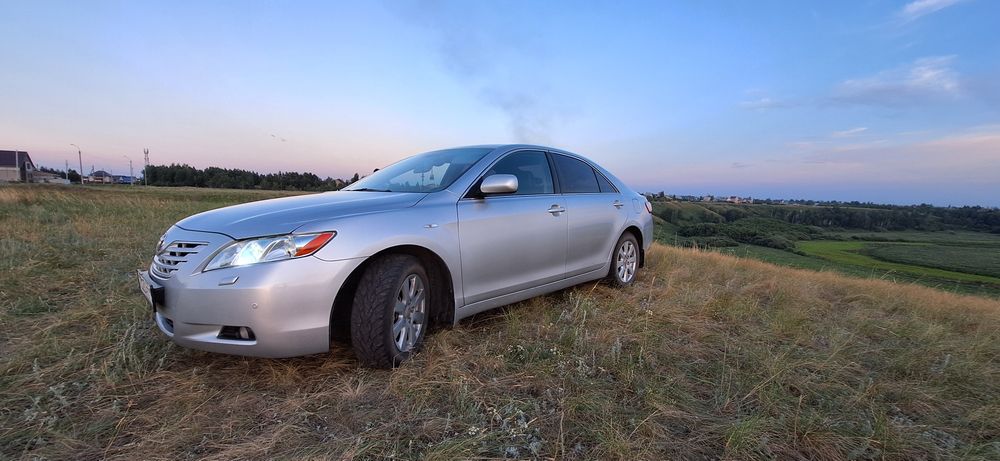 Продам Toyota camri 40