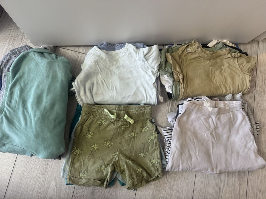 Отдам детские вещи