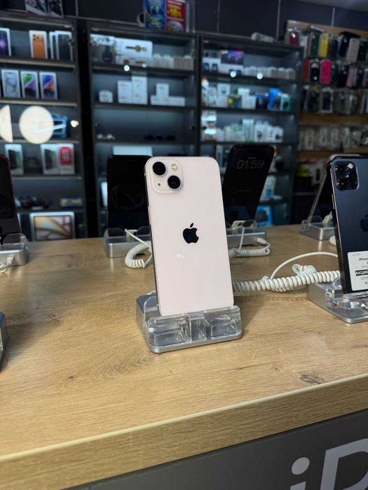 Телефон Apple iPhone 13 256 /Айфон 13 256 код7582
