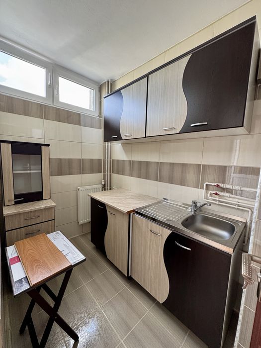 Garsoniera de închiriat, 28 mp, zona Grigore Alexandrescu