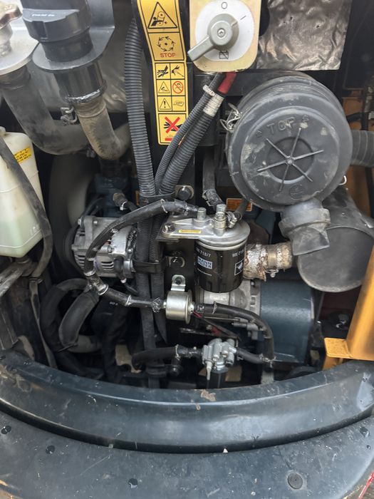 Miniexcavayor HYUNDAI ROBEX25