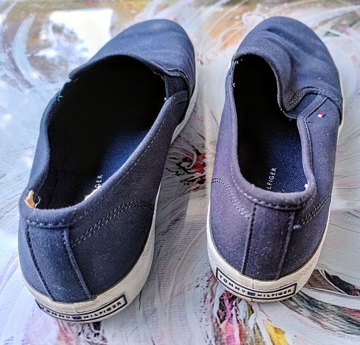 Запазени гуменки  Tommy Hilfiger, тъмно сини, номер 37 EU