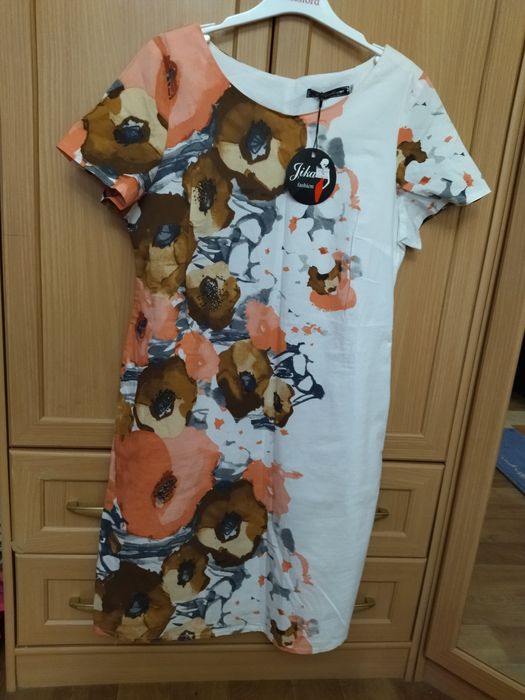 Продам платье  турция размер 52