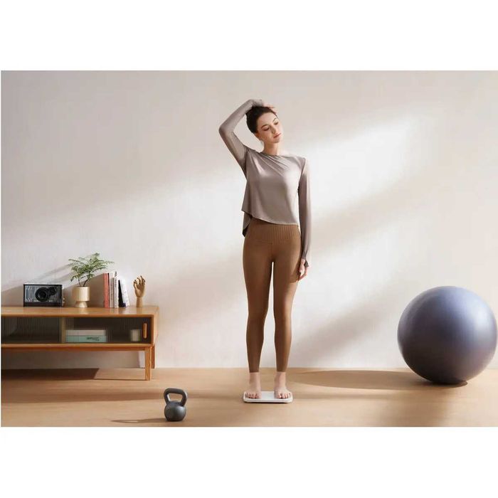 Cantar inteligent Xiaomi Body Composition Scale S400 BHR7793GL, 25 functii, aplicatie Xiaomi, capacitate de stocare pana la 36 profile max 150KG, alb