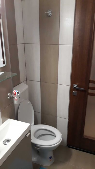 Inchiriez garsoniera Arad-Micalaca et.2 ,cu balcon, str Abrud, langa piata Miorita, aproape de Facultate, complet si modern utilata, ocupabila imediat