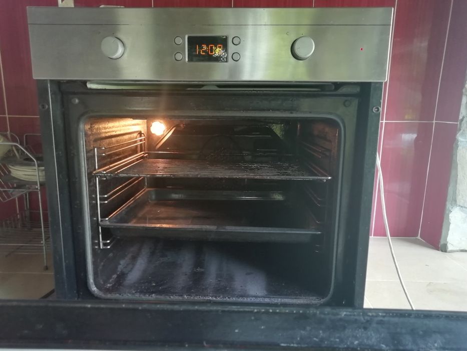 Фурна за вграждане BEKO-работеща