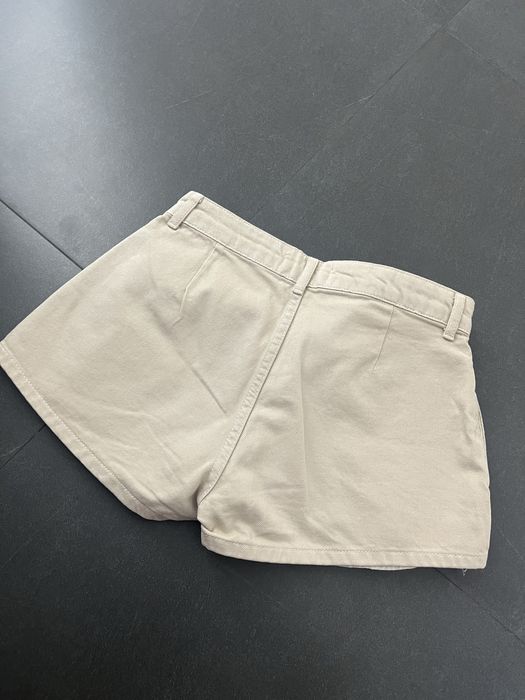 Бежова пола-панталон