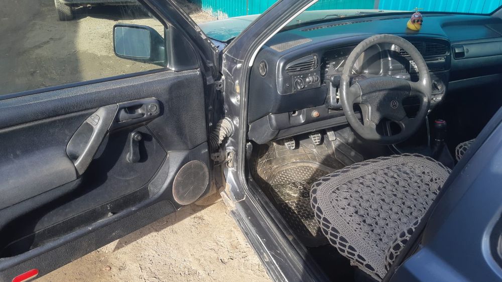 Volkswagen Vento. 1.9  дизель