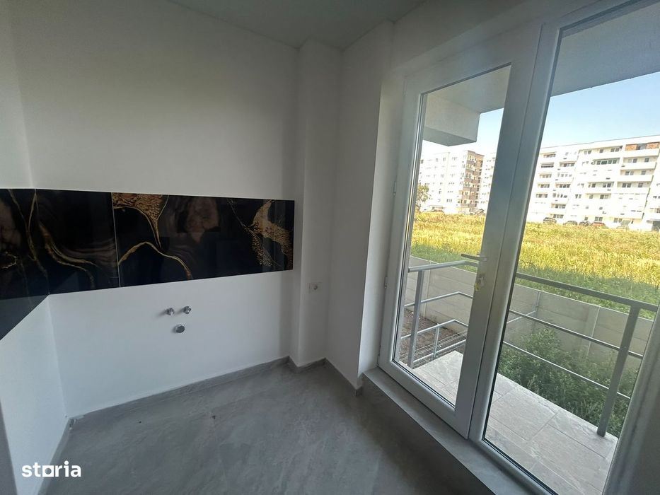 Apartament 2 camere cu 28 mp curte, metrou Dimitrie Leonida - Berceni — fotografia 3
