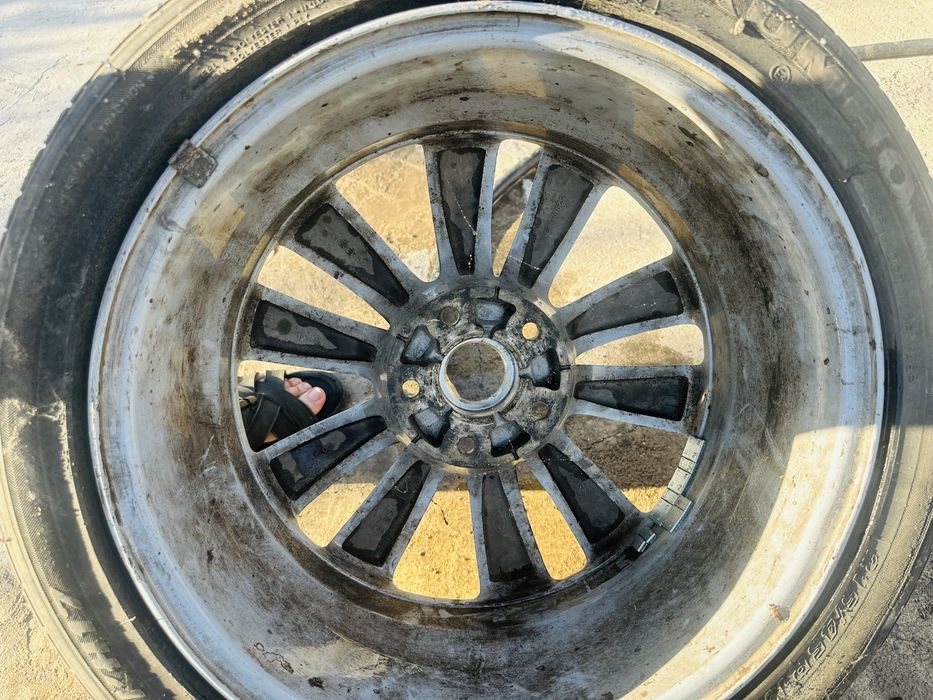Продам диск штатный оргинал R17