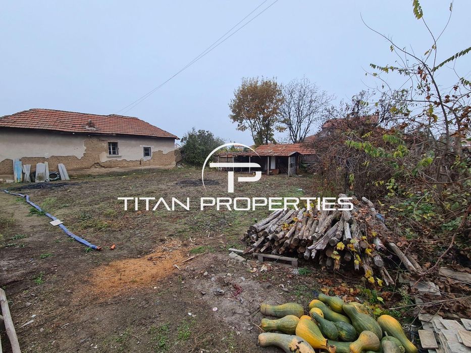 Парцел за продажба в с. Бенковски