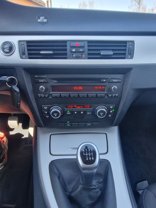 BMW 318i E91 Facelift sau Schimb