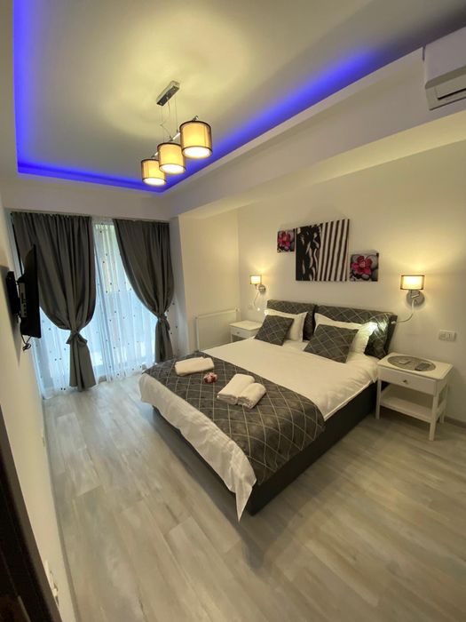 Inchiriez apartament 2 camere regim hotelier