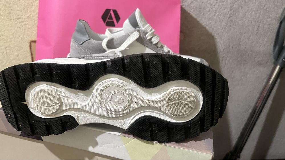 Дамски маратонки 36 номер