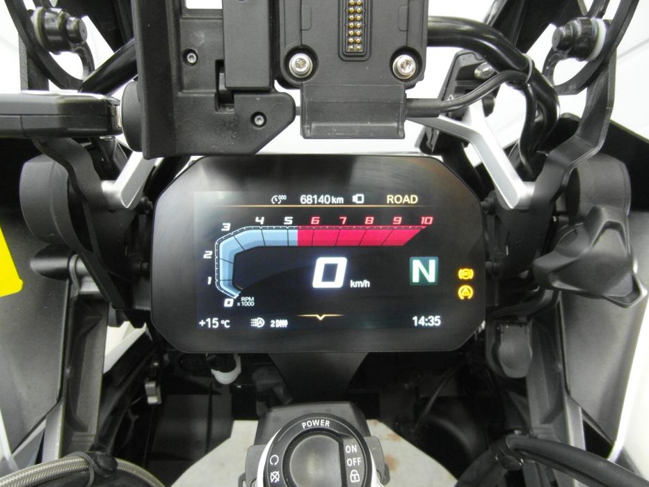 BMW R1200GS adventure Triple Black TFT