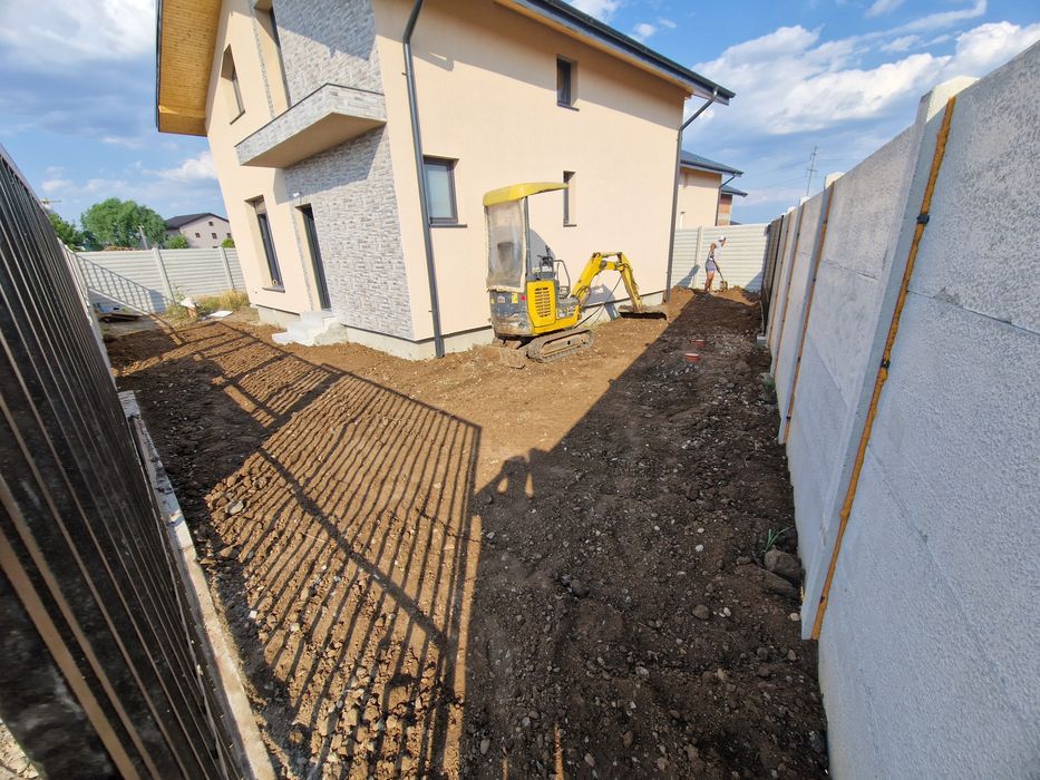 Miniexcavator Ilfov, dimensiuni reduse