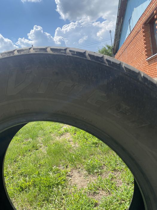 Шины зимние 265/65 R17
