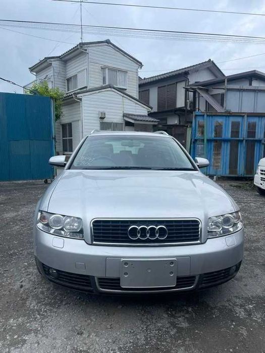 Капот на Audi A4 B6 2004 год