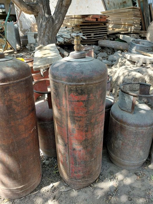 Большие и маленькие газовые балоны
