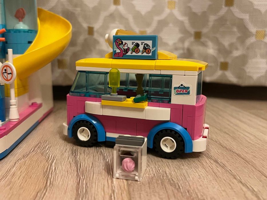 LEGO Friends Летни забавления във водния парк 41430