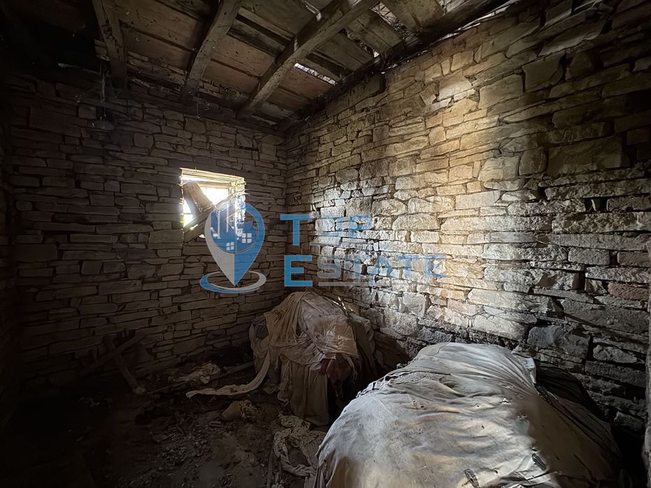 Къща в Велико Търново, област-с.Патреш площ 80 цена 24000