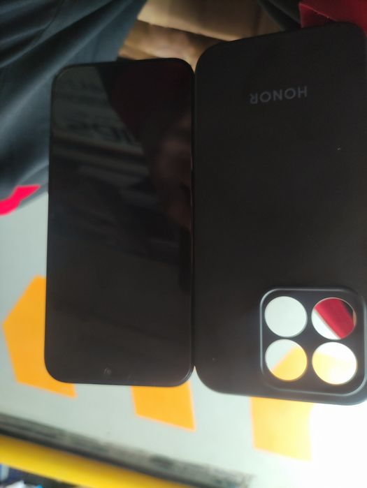 Продам телефон honor x8r есть гарантия