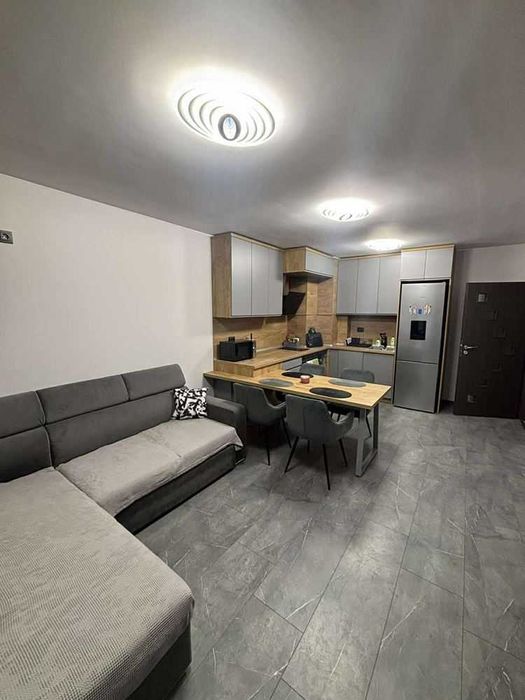 Двустаен апартамент под наем Студентски град