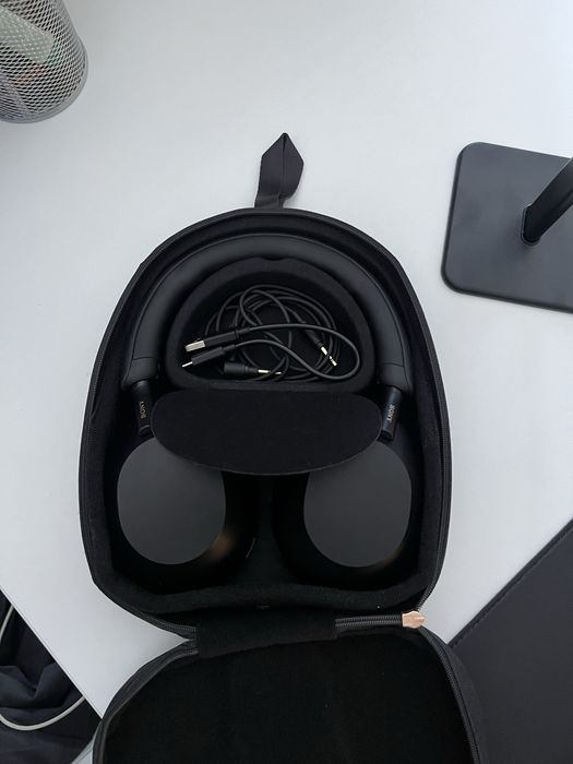 Наушники Sony WH-1000XM5