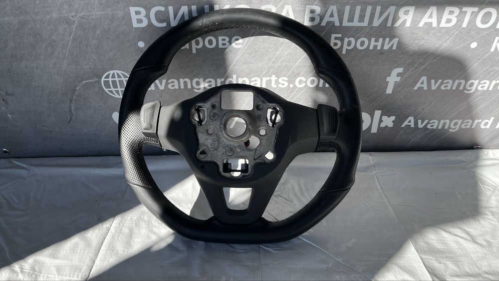 5 броя волан VW Golf 8 2019-