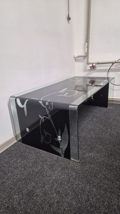 Журнальный столик