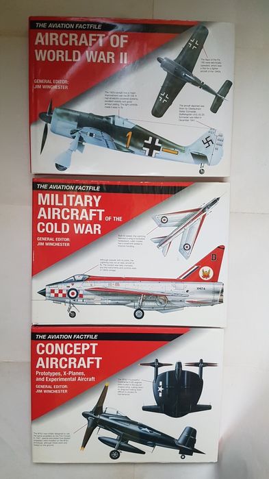 Album aviatie. Peste 300 modele avioane si elicoptere