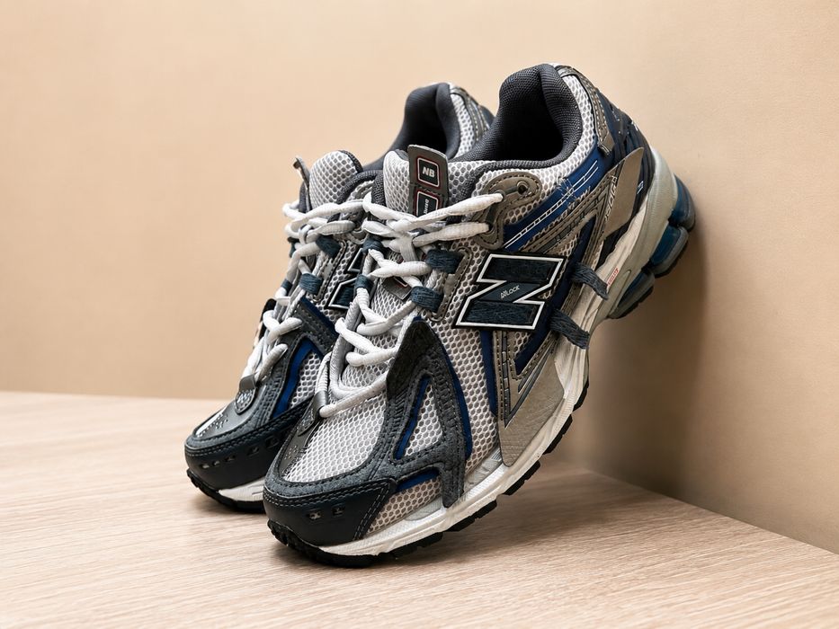 New Balance 1906R