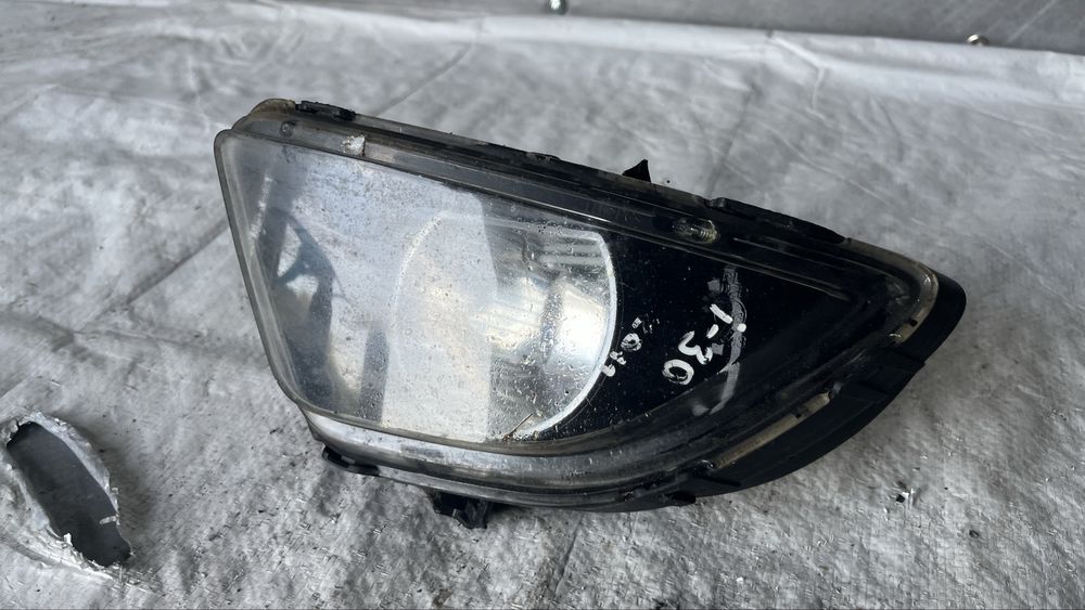 Hyundai i30 ляв халоген
