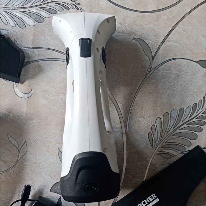 Уред за почистване на прозорци Karcher WV2 Plus N